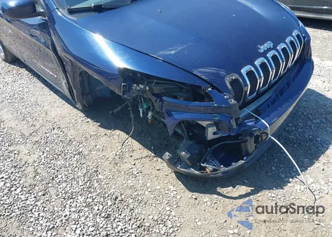 2014 Jeep Cherokee Latitude z USA, uszkodzony, nr VIN 1C4PJMCS5EW285802